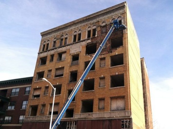 Facade ordinance for City of Detroit.  Fiver year facade inspection and wall report. 